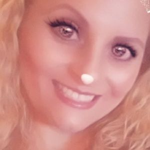 Meet your Posher, Noelia